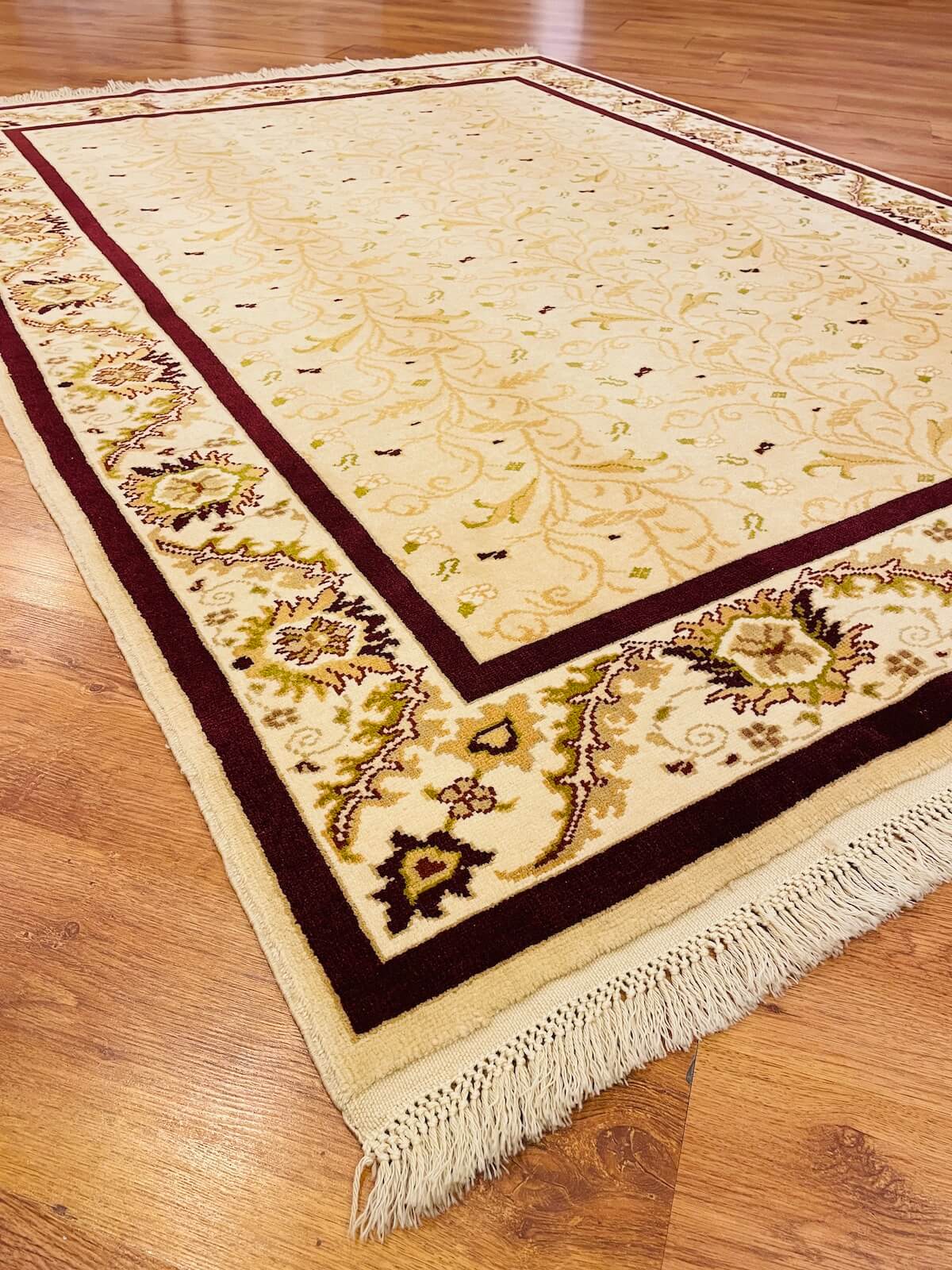 Angora Usak Handwoven Rug – 000012 by Camel Carpet