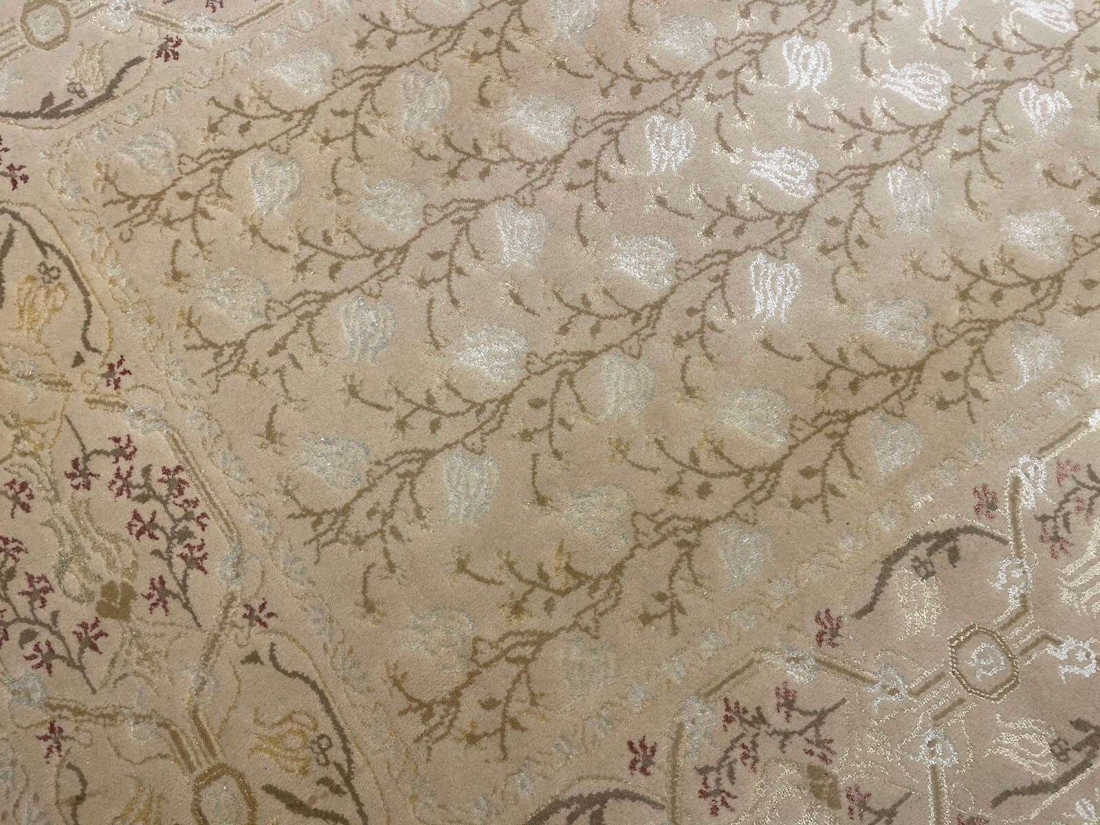 Angora Usak Handwoven Rug – 170X233 by Camel Carpet