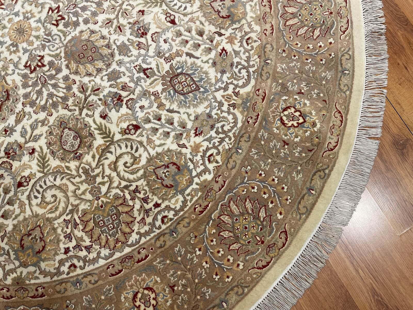 Antik Silk-Blend Usak Handwoven Round Rug – 200X200 by Camel Carpet