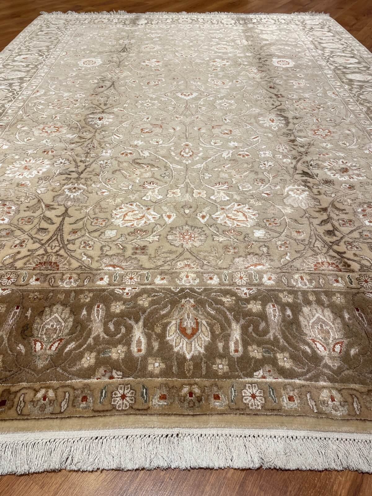 Antik Silk-Blend Usak Handwoven Rug – 174X239 by Camel Carpet