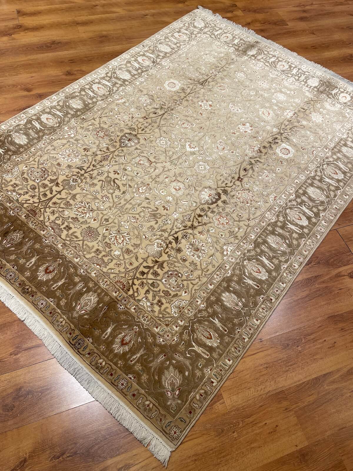 Antik Silk-Blend Usak Handwoven Rug – 174X239 by Camel Carpet