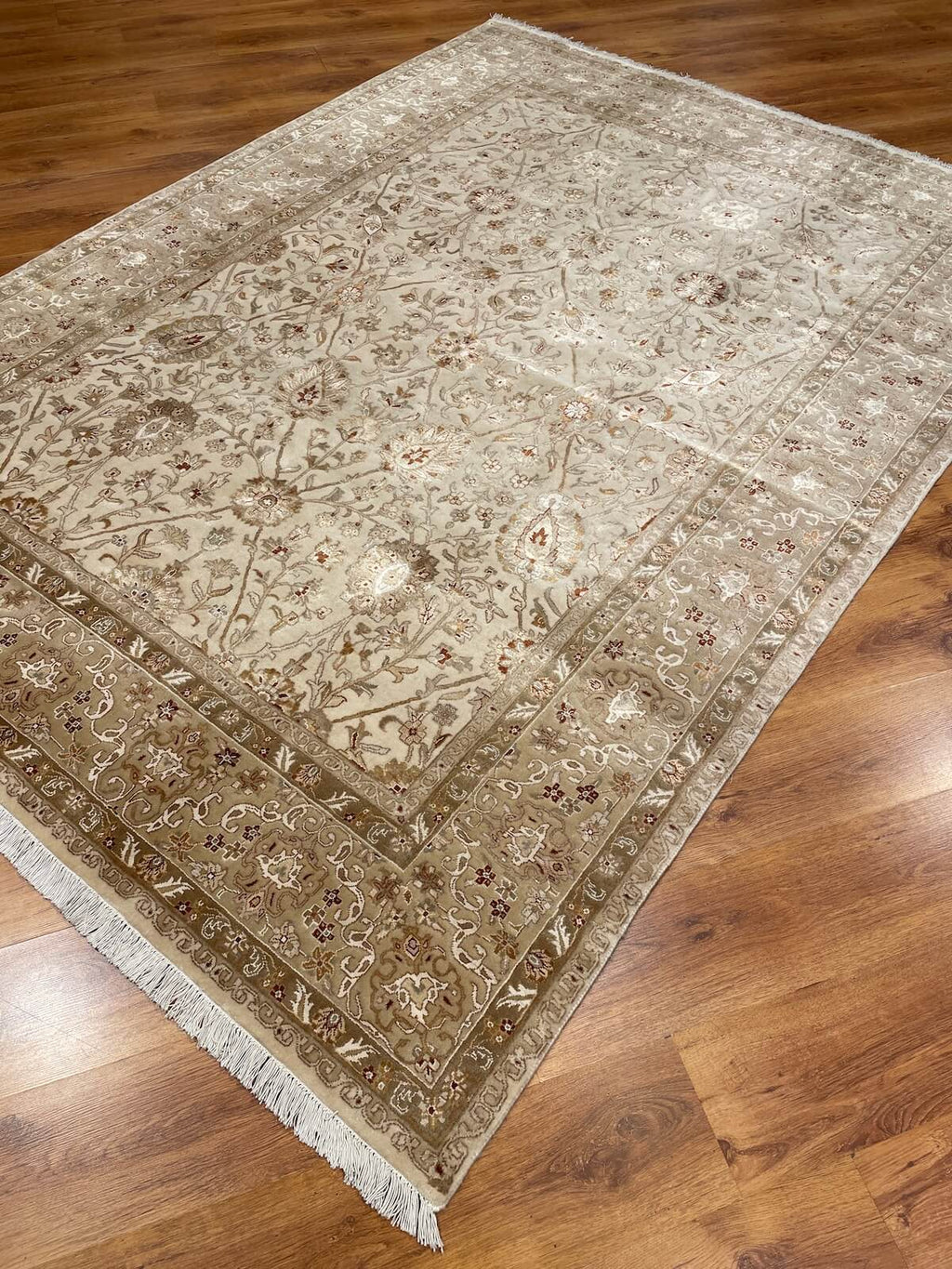 Antik Silk-Blend Usak Handwoven Rug – 202X281 by Camel Carpet