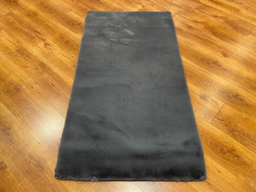 Antrasit Pelus Rug by Camel Carpet