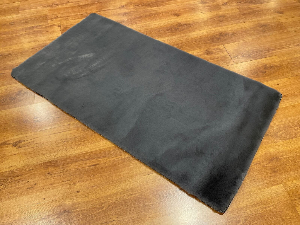 Antrasit Pelus Rug by Camel Carpet