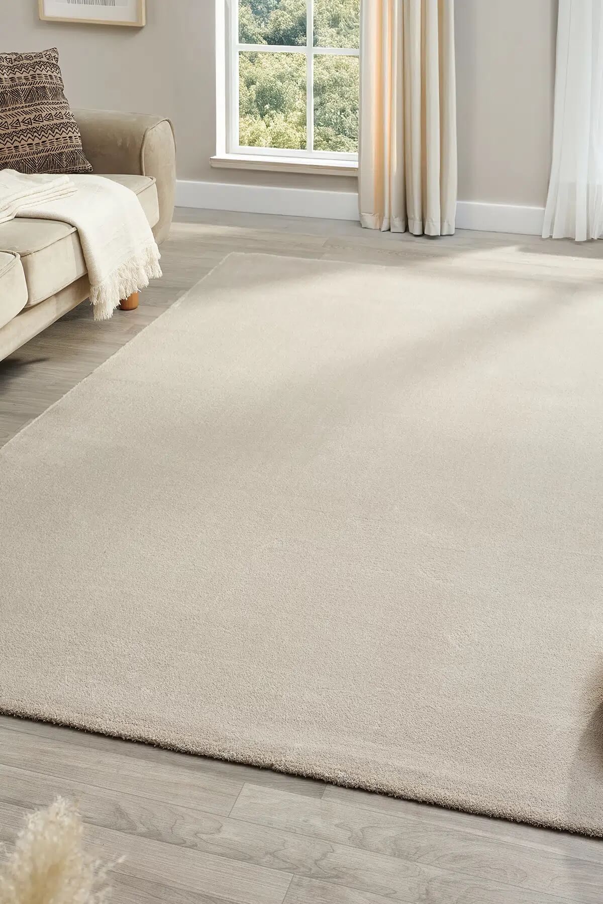 Bali Yumusak Dokulu Sade Tas Rug by Camel Carpet