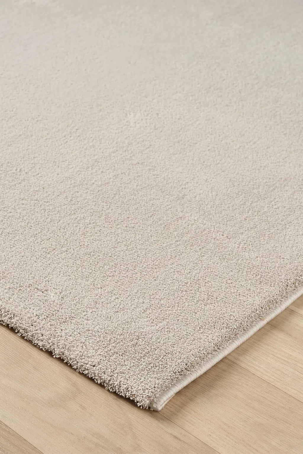 Bali Yumusak Dokulu Sade Tas Rug by Camel Carpet