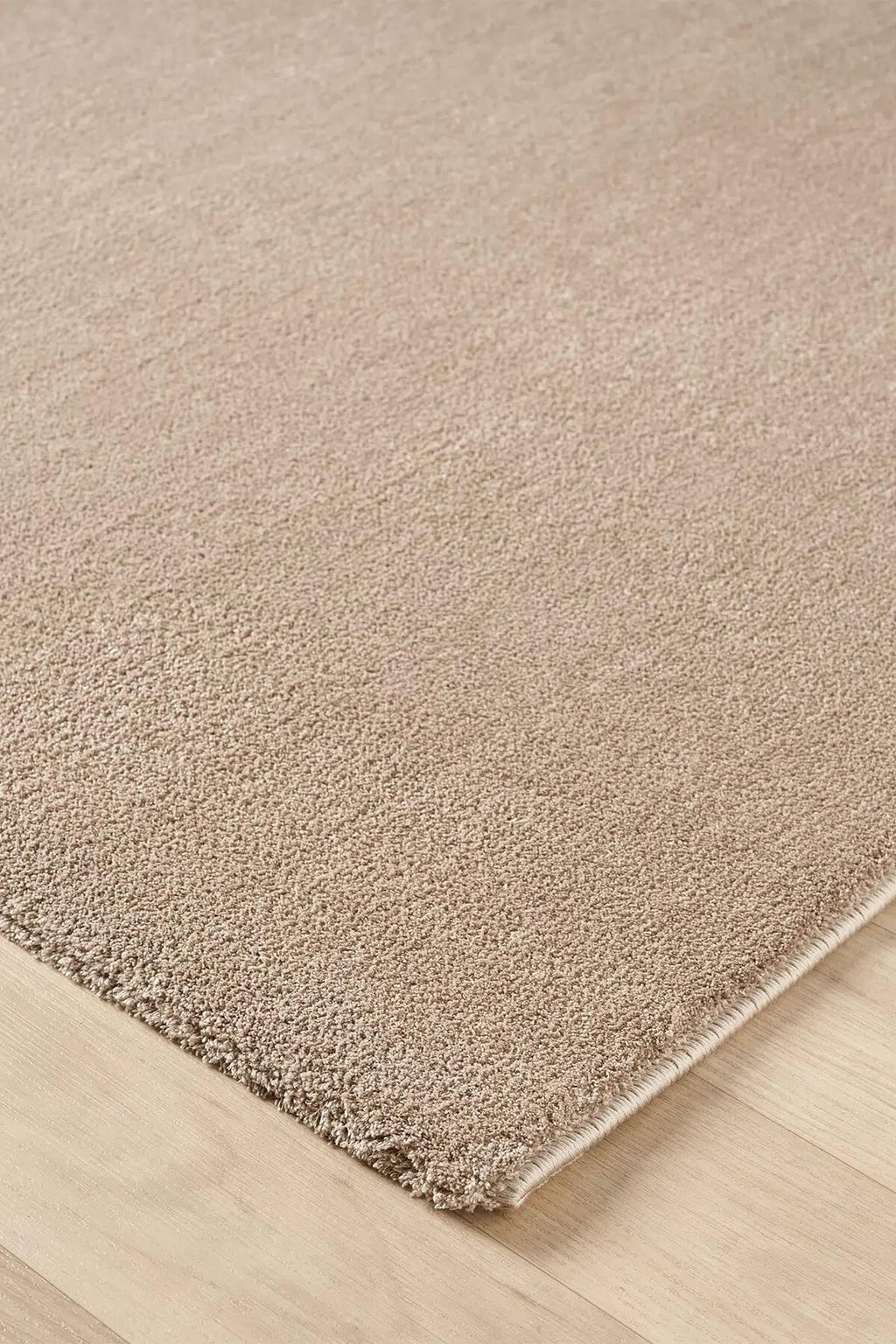 Bali Yumusak Dokulu Sade Vizon Rug by Camel Carpet