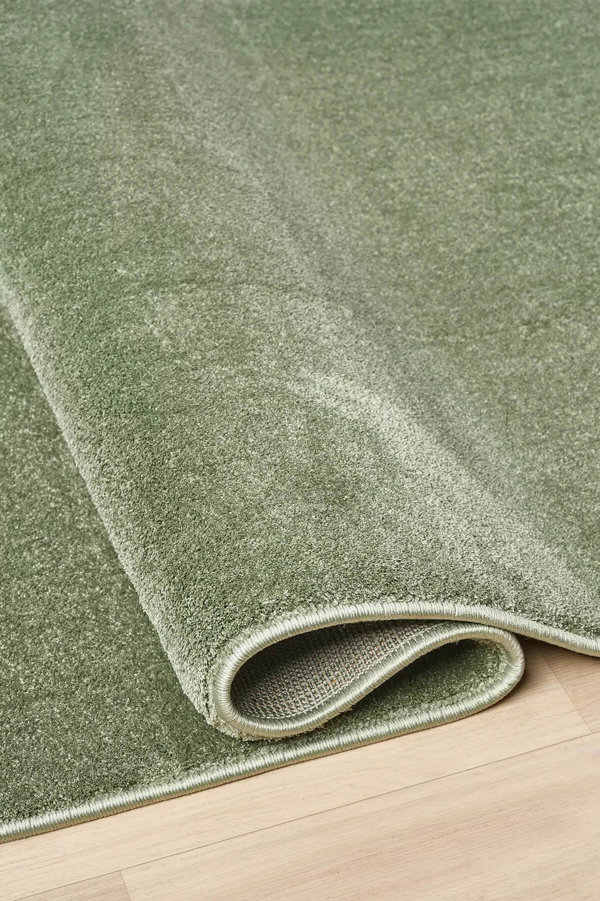 Bali Yumusak Dokulu Sade Green Rug by Camel Carpet