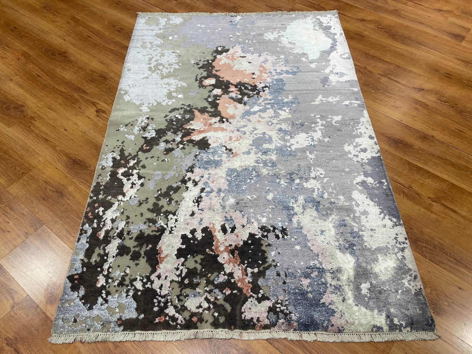 Illusion Bambu Handwoven Rug – 066513 by Camel Carpet