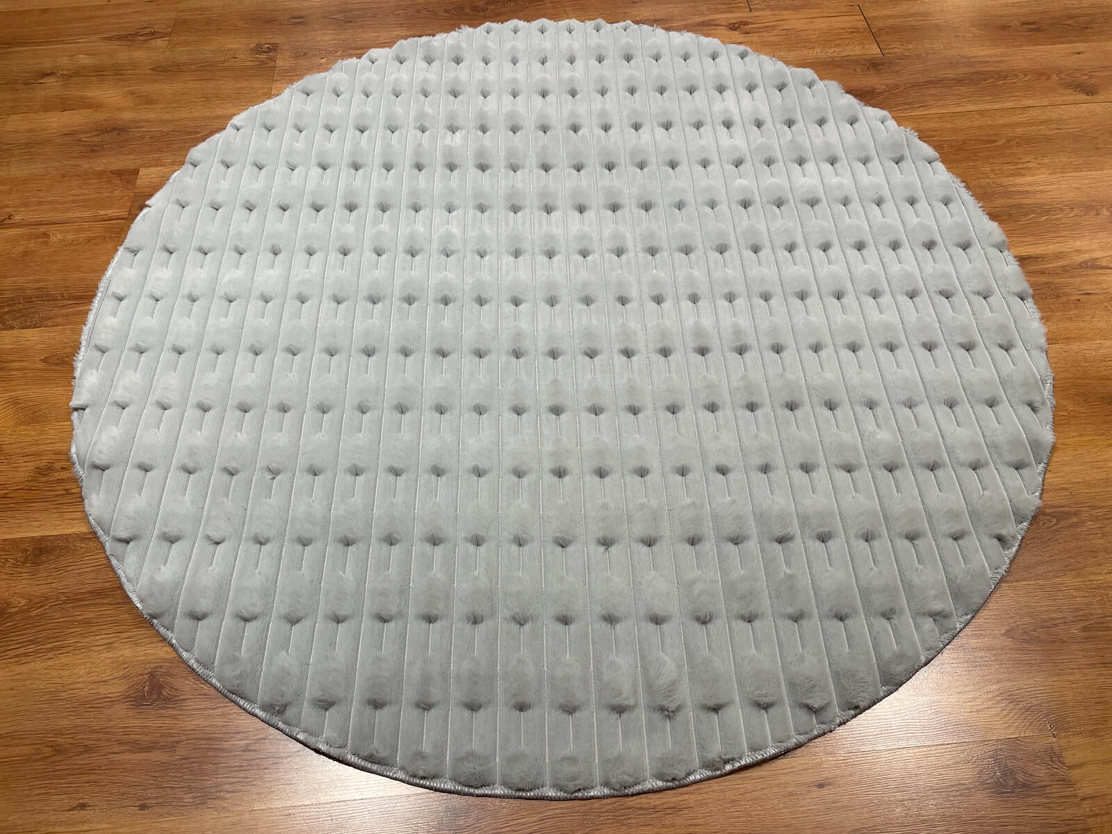 Bella Gray Round Pelus Rug by Camel Carpet