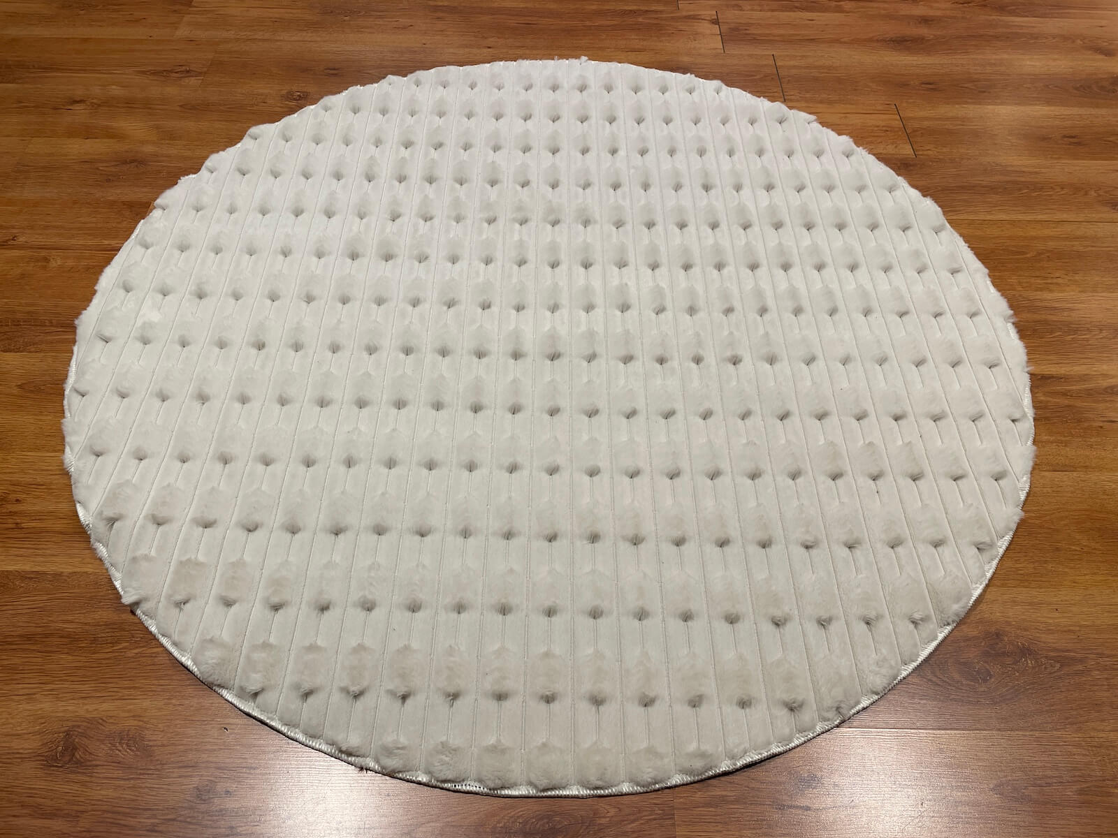 Bella Tas Round Pelus Rug by Camel Carpet