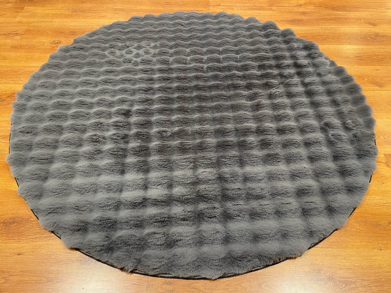 Bubble Antrasit Round Pelus Rug by Camel Carpet