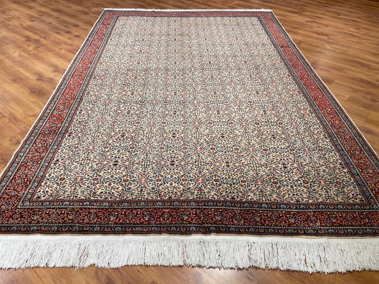 Bunyan Scattered Floral Handwoven Rug – 256X378 by Camel Carpet