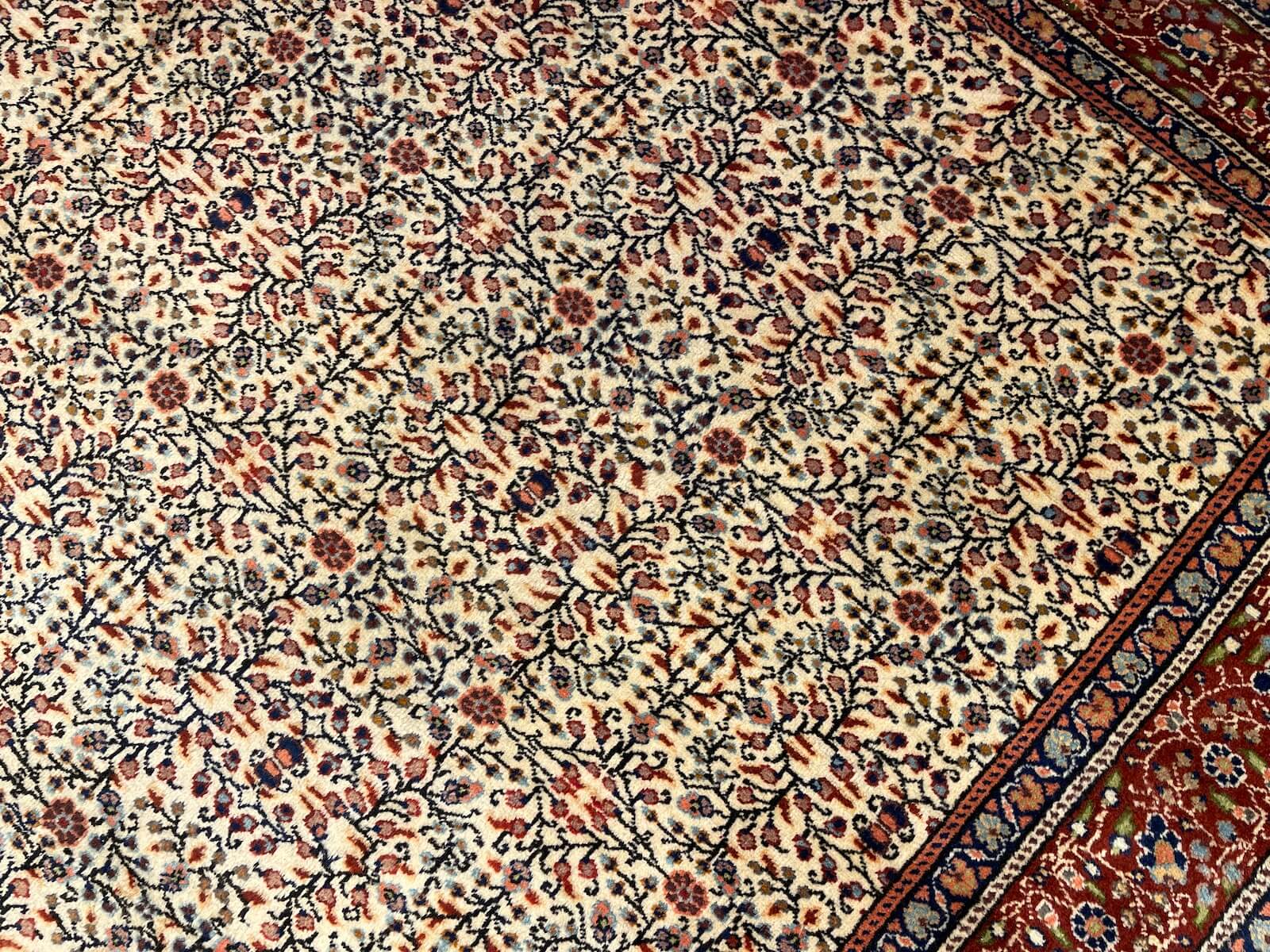 Bunyan Scattered Floral Handwoven Rug – 256X378 by Camel Carpet