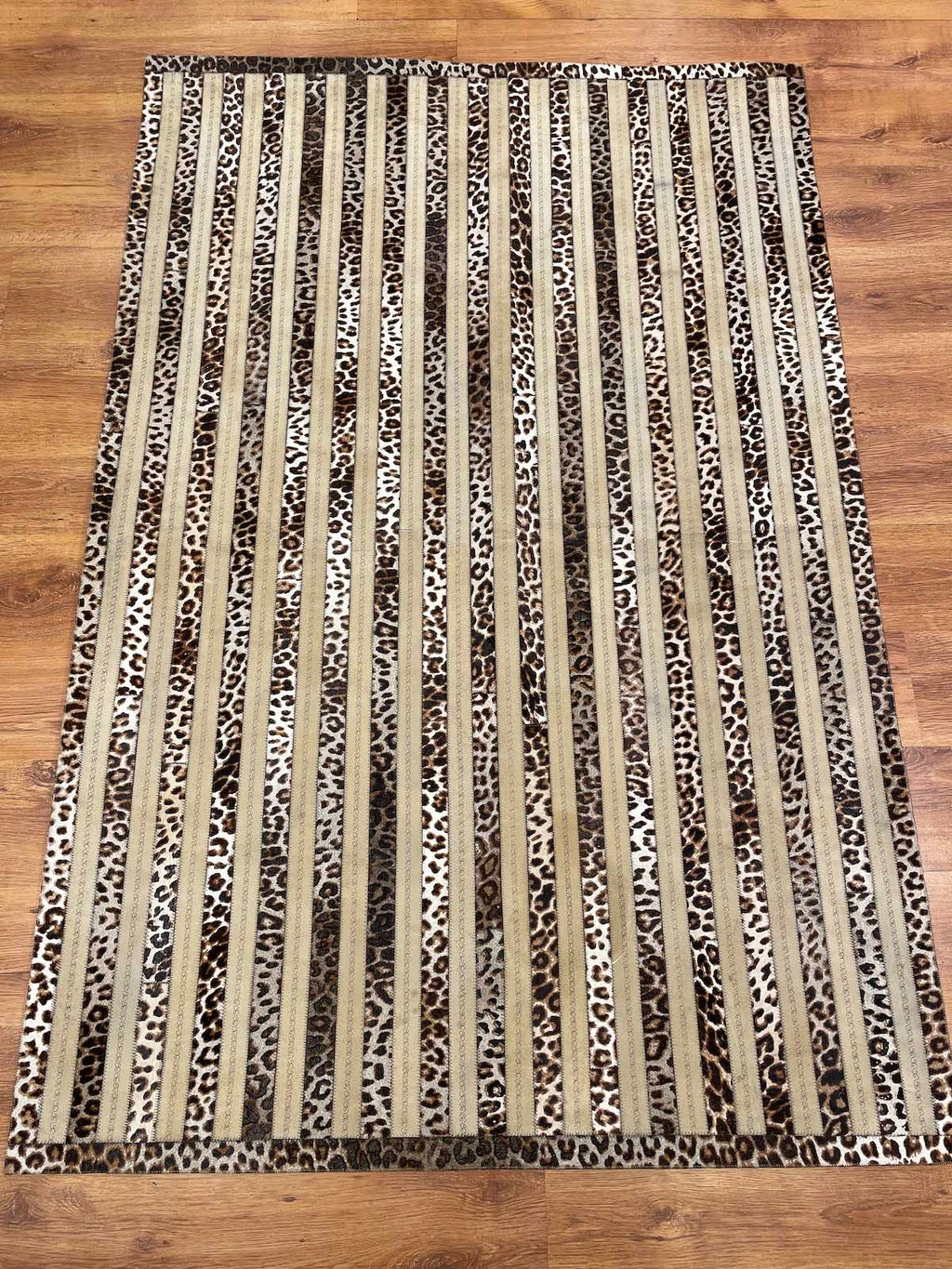 Toscana Original Leather Rug – 033778 by Camel Carpet