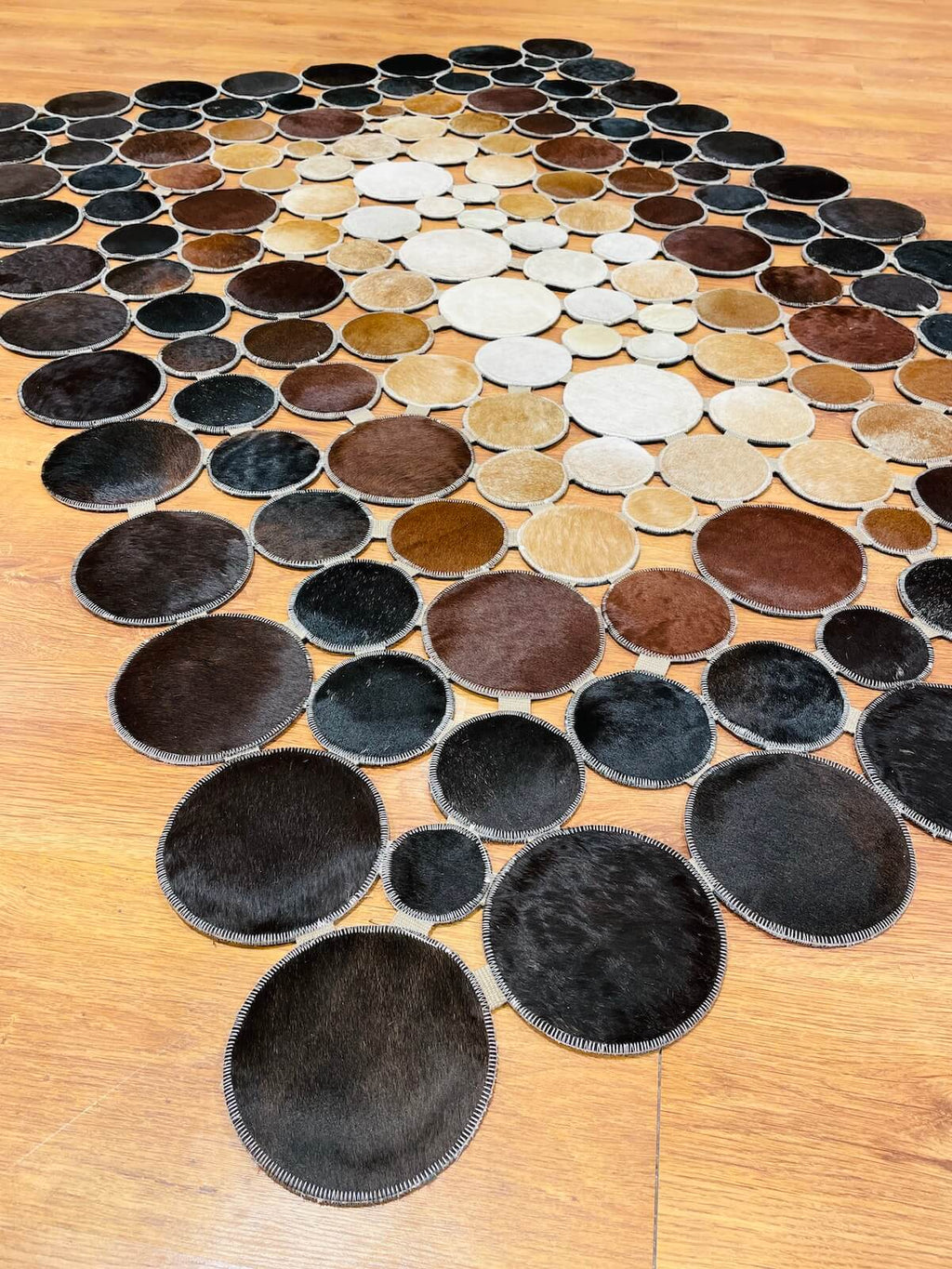 Polka Dot Original Leather Rug – 120X180 by Camel Carpet
