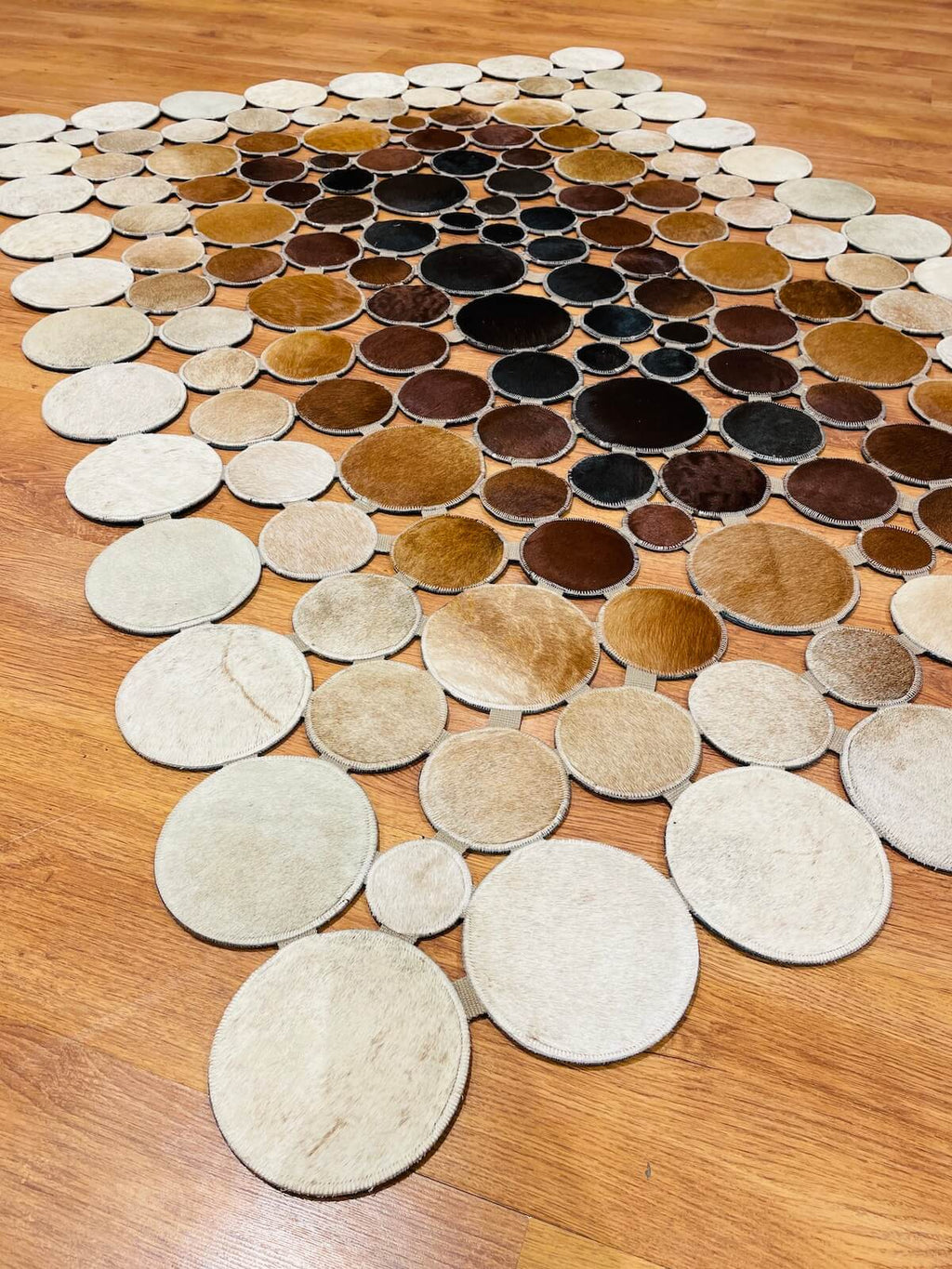 Polka Dot Original Leather Rug – 120X180 by Camel Carpet