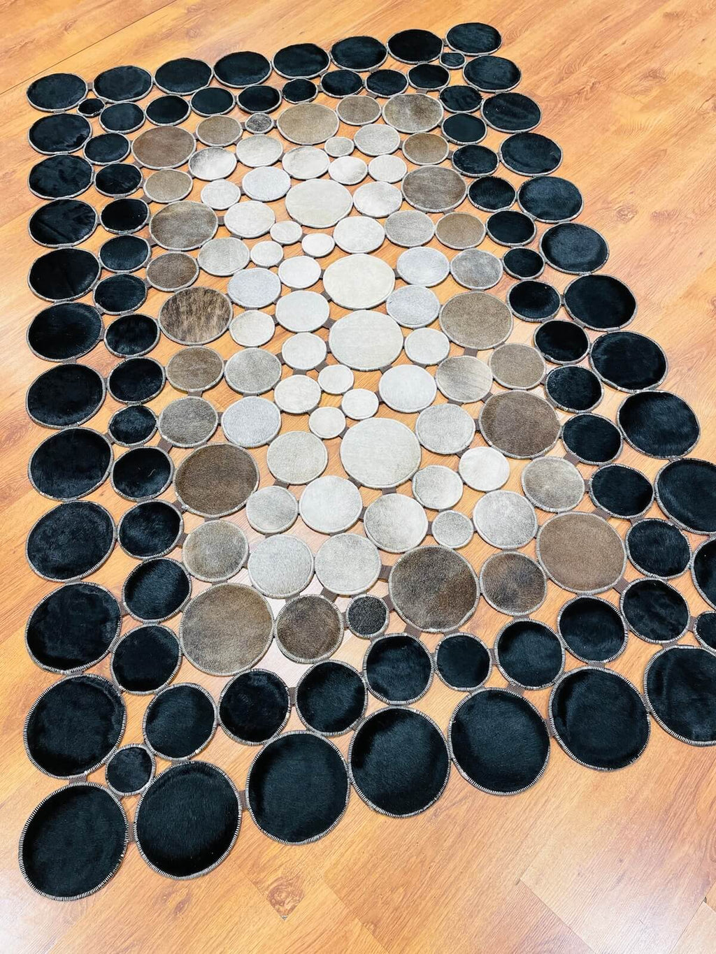 Polka Dot Original Leather Rug – 120X180 by Camel Carpet