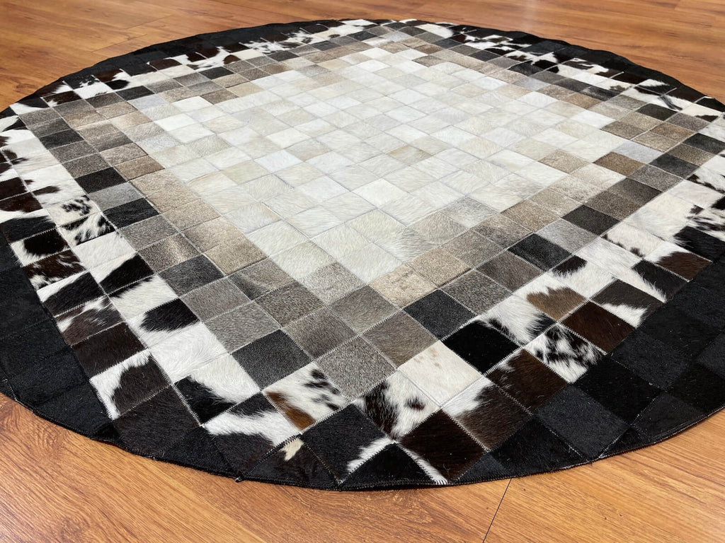 Patchwork Round Original Leather Rug – 150X150 by Camel Carpet
