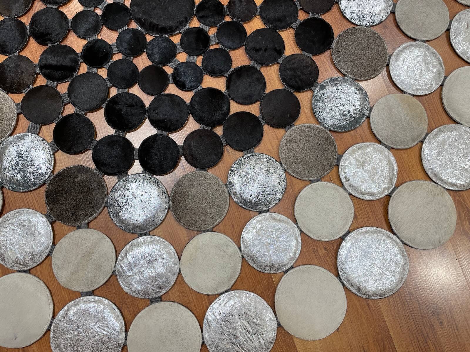Polka Dot Round Original Leather Rug by Camel Carpet