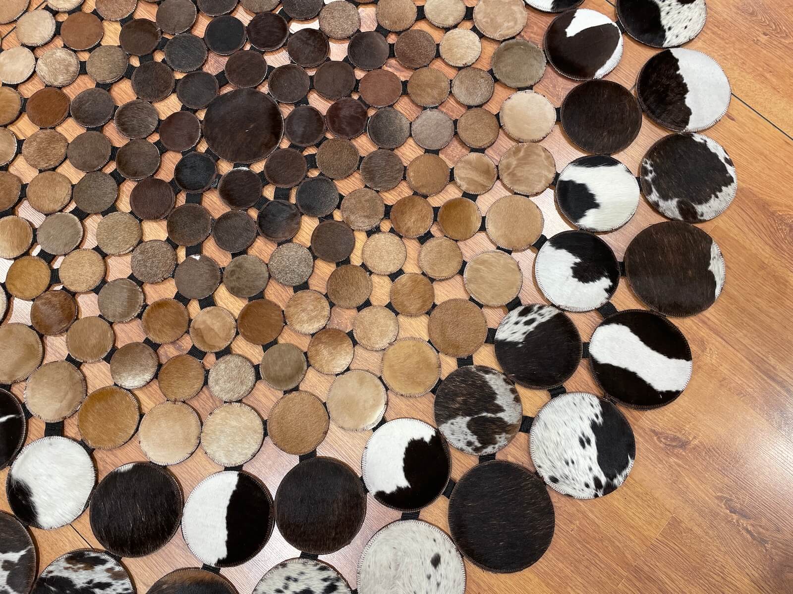 Polka Dot Round Original Leather Rug by Camel Carpet