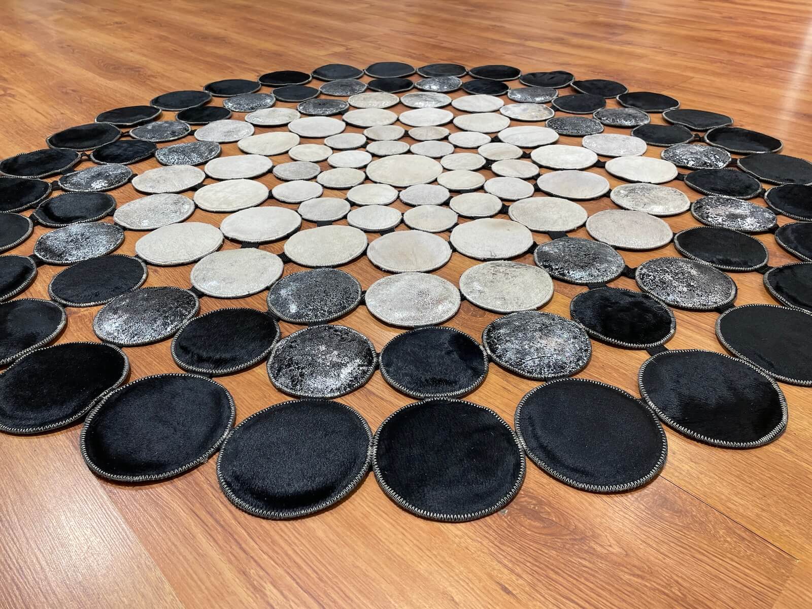 Polka Dot Round Original Leather Rug by Camel Carpet