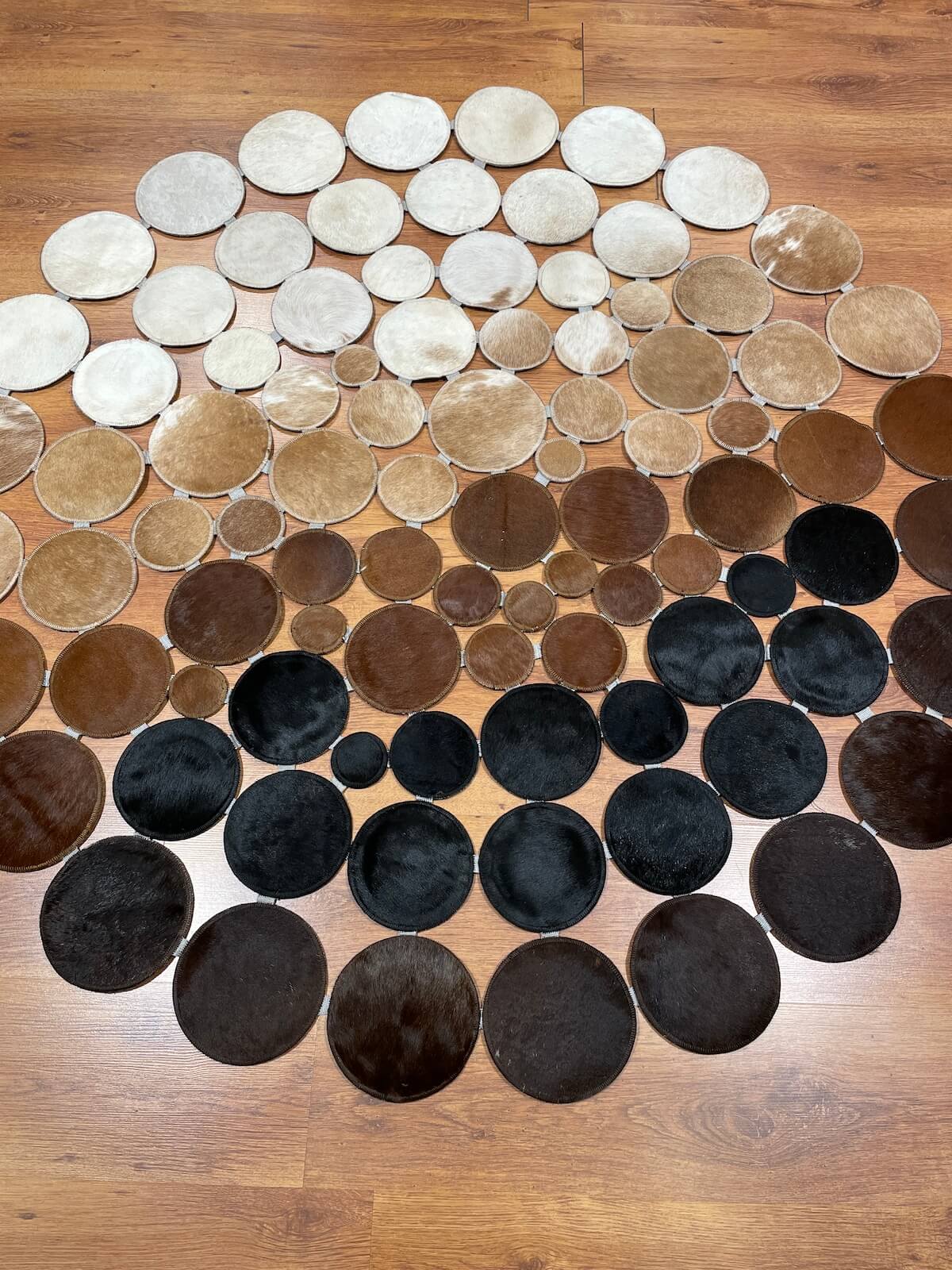 Polka Dot Round Original Leather Rug by Camel Carpet