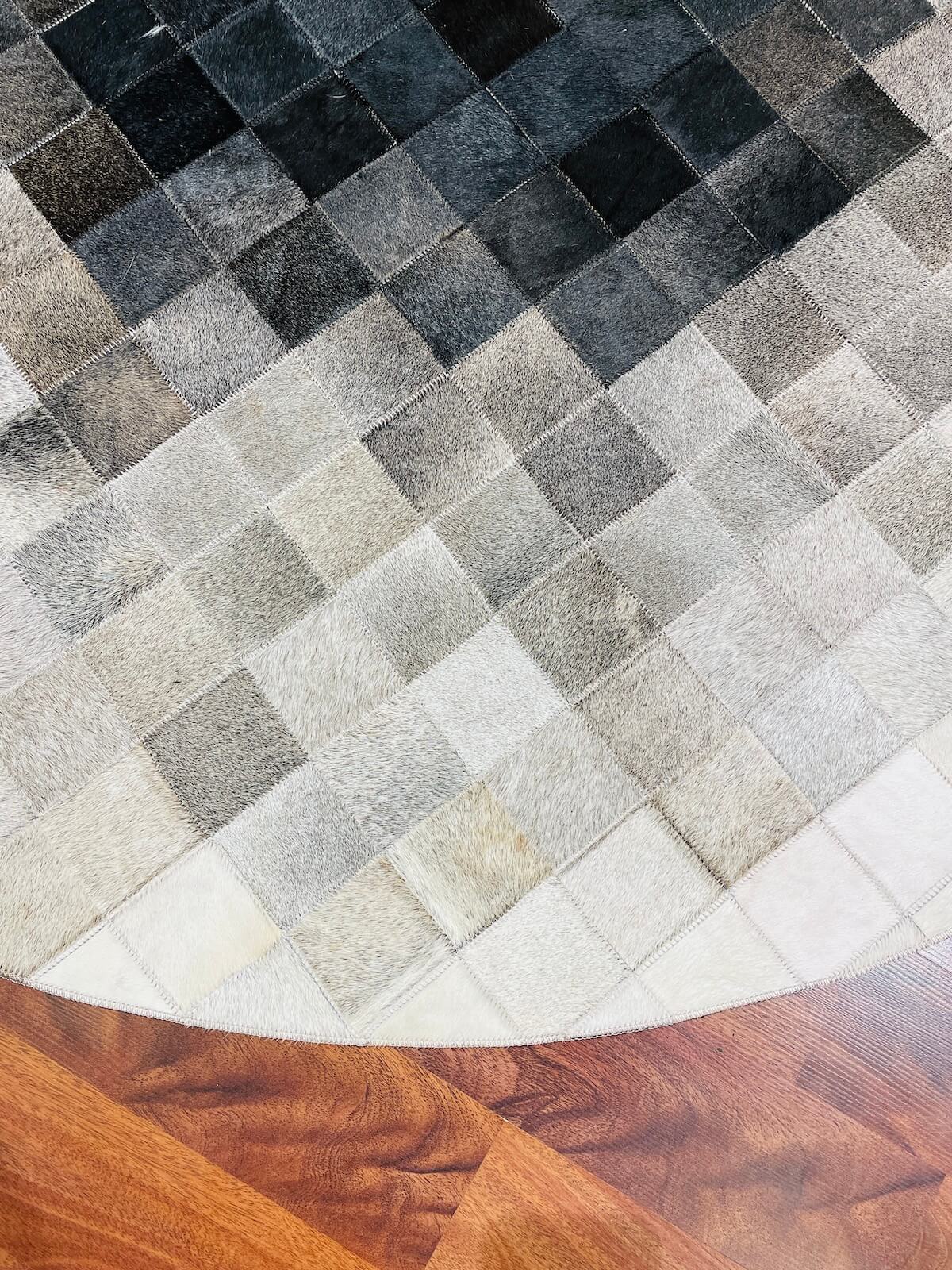 Patchwork Round Original Leather Rug – 150X150 by Camel Carpet