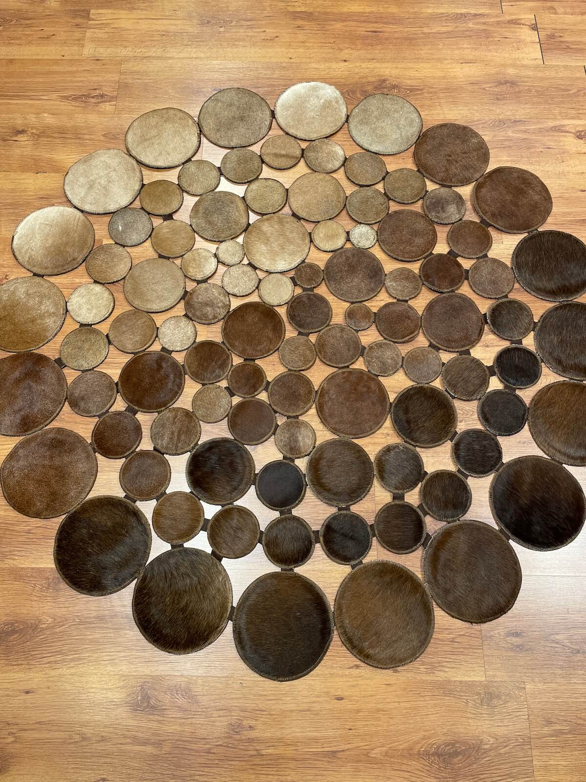 Polka Dot Round Original Leather Rug by Camel Carpet