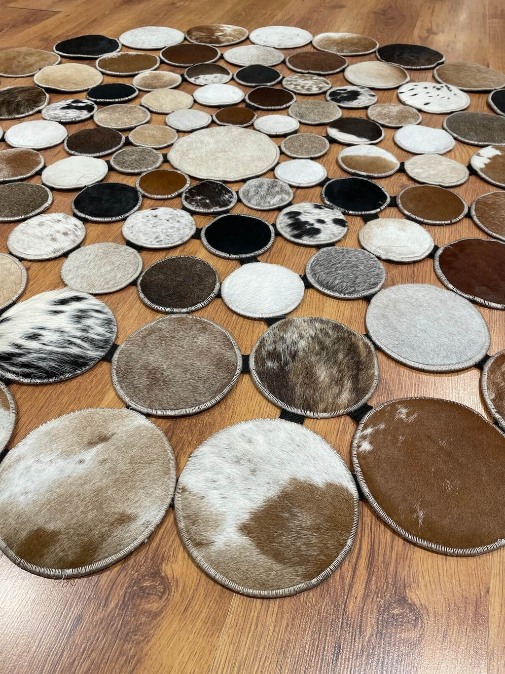 Polka Dot Round Original Leather Rug by Camel Carpet