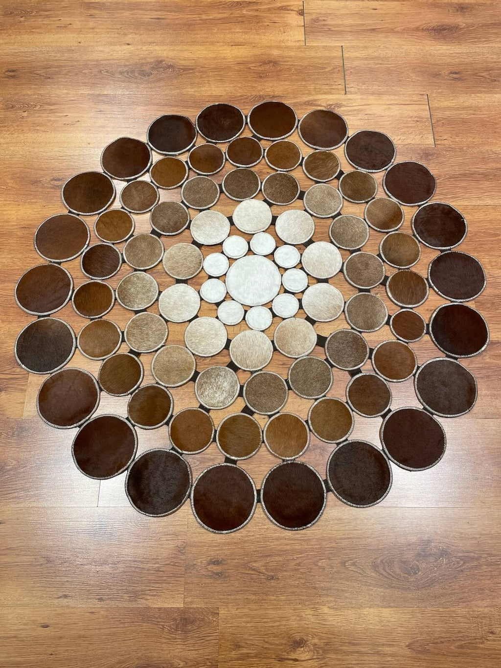 Polka Dot Round Original Leather Rug by Camel Carpet