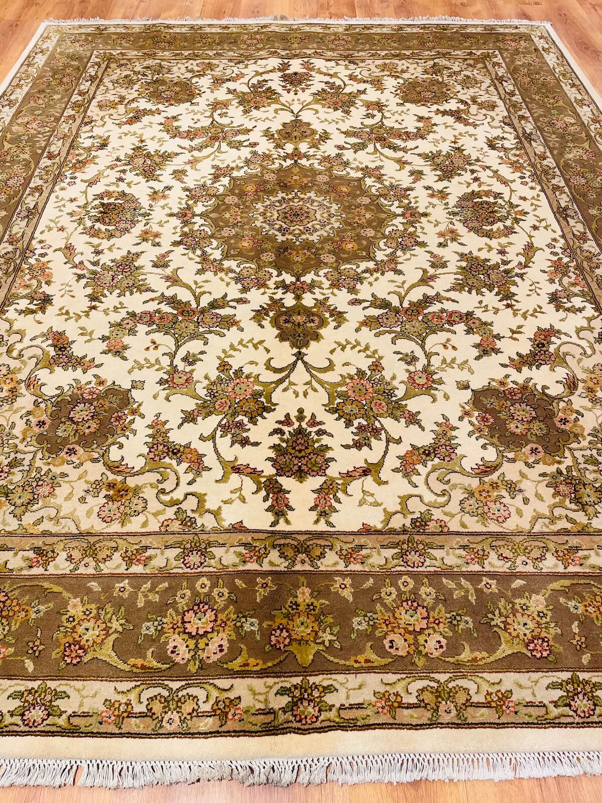 Enderun Silk-Blend Usak Handwoven Rug – 250X311 by Camel Carpet