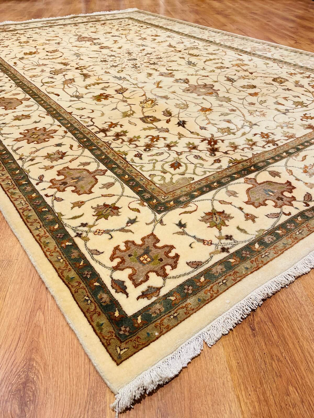 Enderun Silk-Blend Usak Handwoven Rug – 203X299 by Camel Carpet