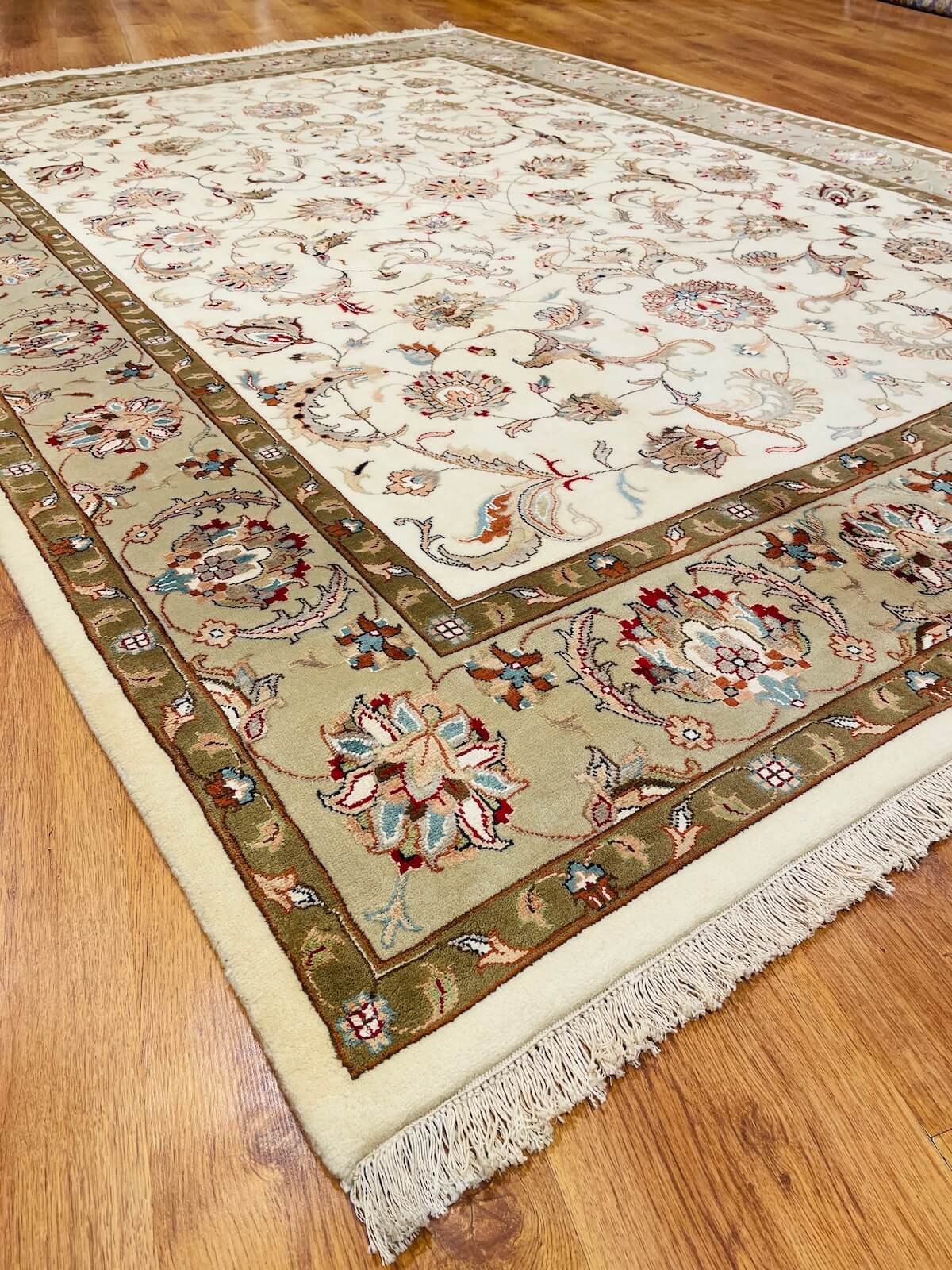 Enderun Silk-Blend Usak Handwoven Rug – 195X275 by Camel Carpet