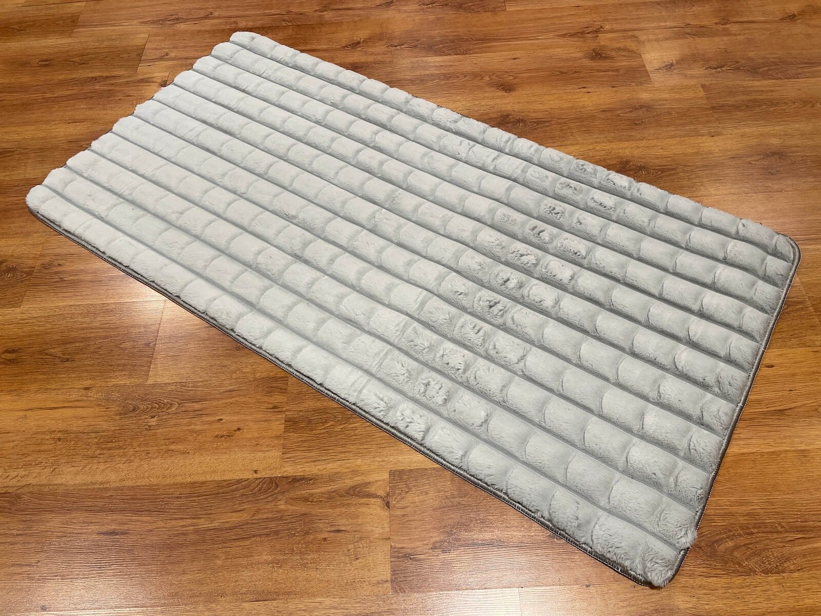 Piramit Patterned Gray Pelus Rug by Camel Carpet