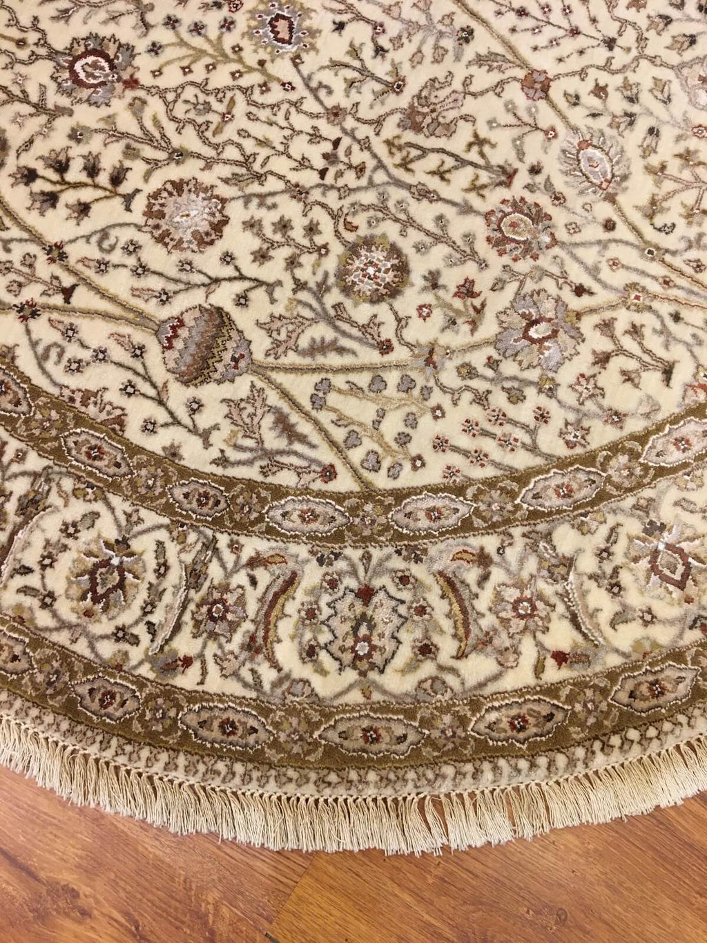 Hayyam Usak Handwoven Round Rug – 153X153 by Camel Carpet