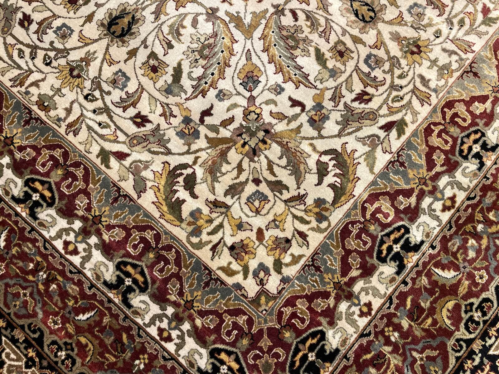 Hayyam Usak Handwoven Rug – 200X297 by Camel Carpet