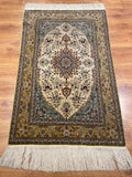 Hereke Pure Silk Madalyon Patterned Handwoven Rug – 99X155 by Camel Carpet
