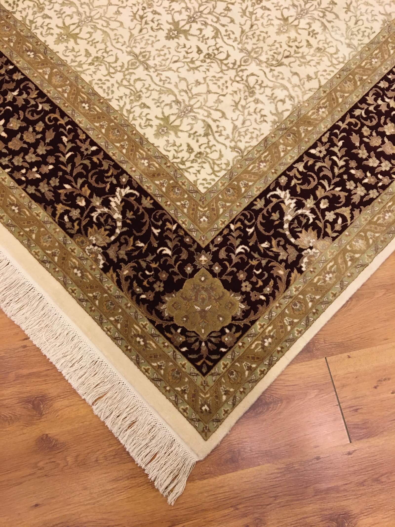 Hurrem Silk-Blend Usak Handwoven Rug – 251X352 by Camel Carpet