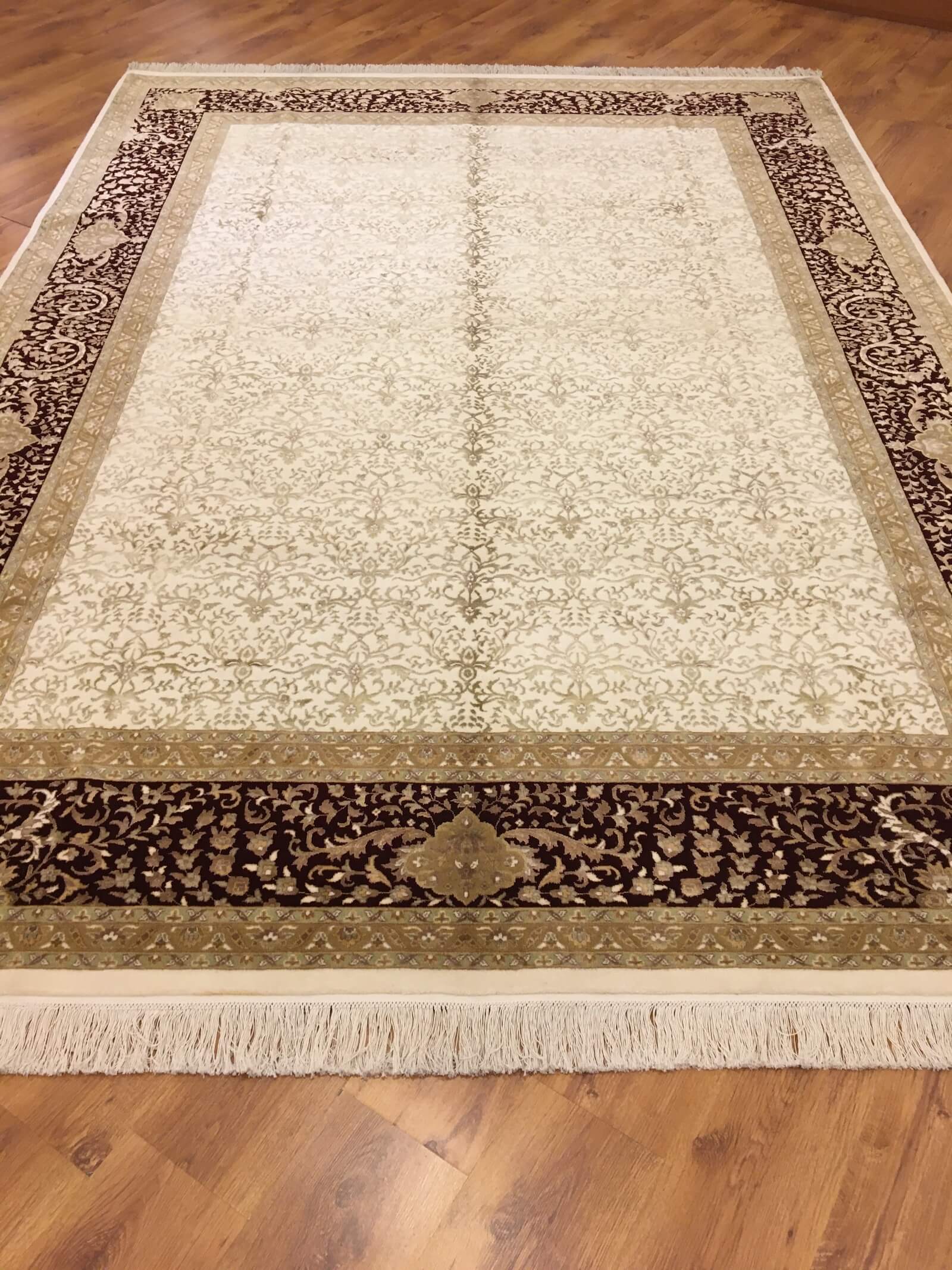 Hurrem Silk-Blend Usak Handwoven Rug – 251X352 by Camel Carpet