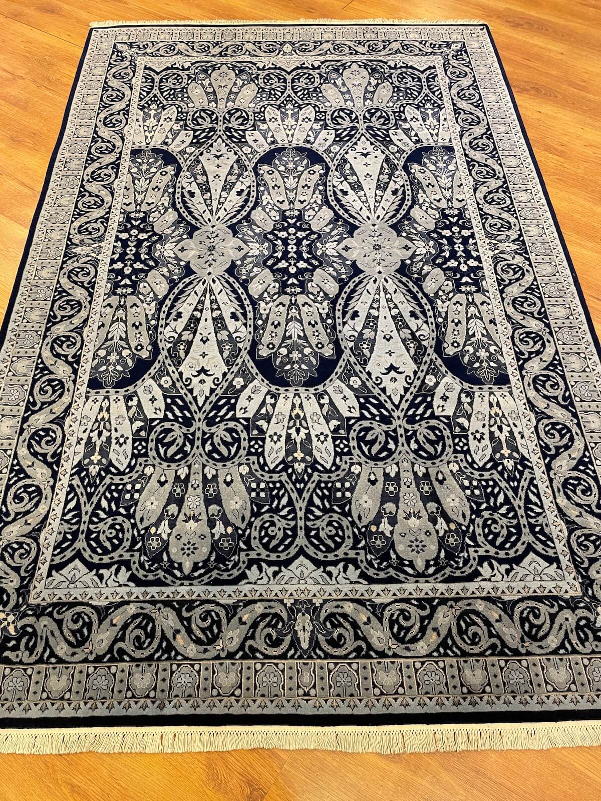 Hurrem Silk-Blend Usak Handwoven Rug – 153X238 by Camel Carpet