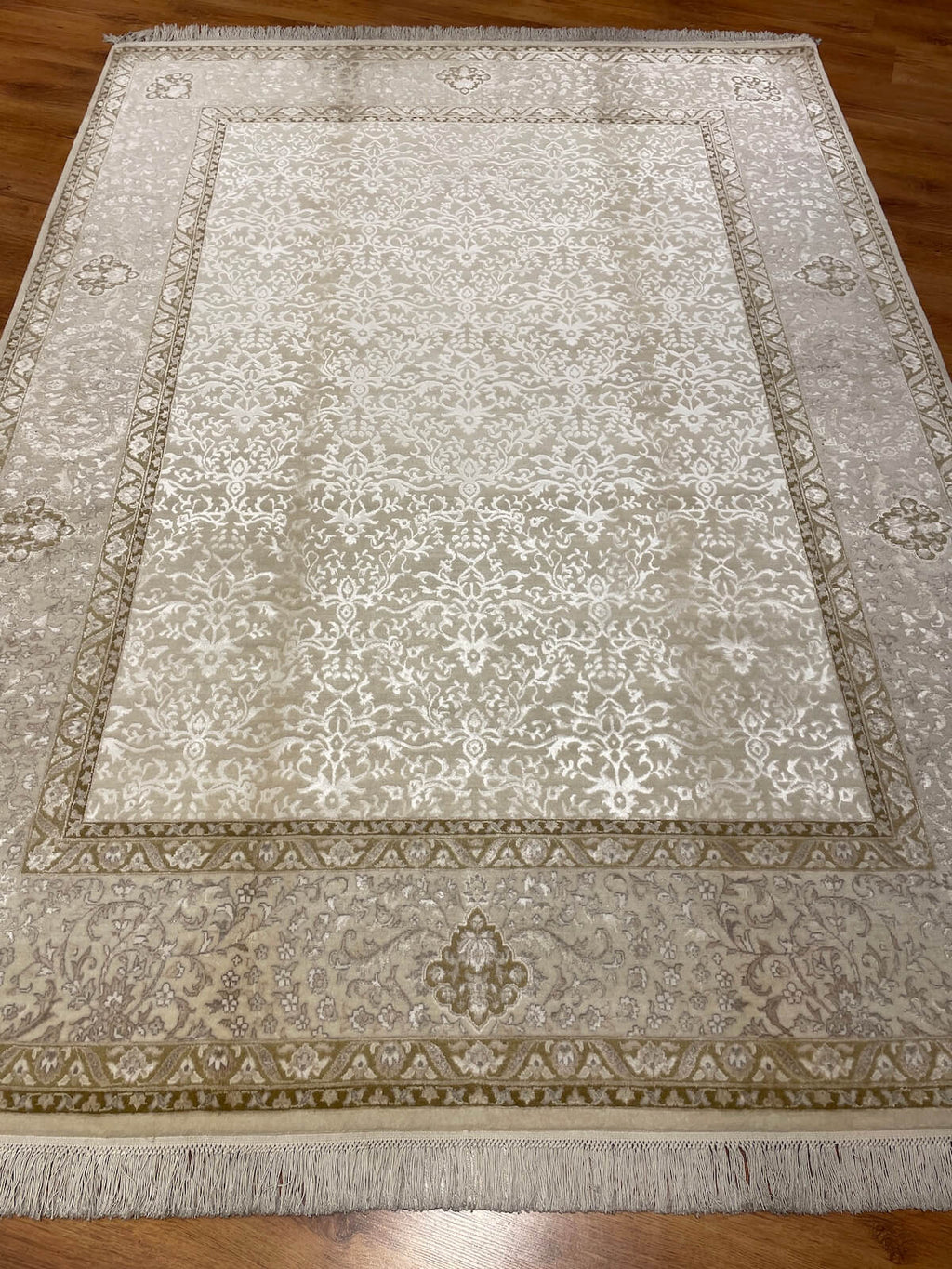 Hurrem Silk-Blend Usak Handwoven Rug – 062228 by Camel Carpet