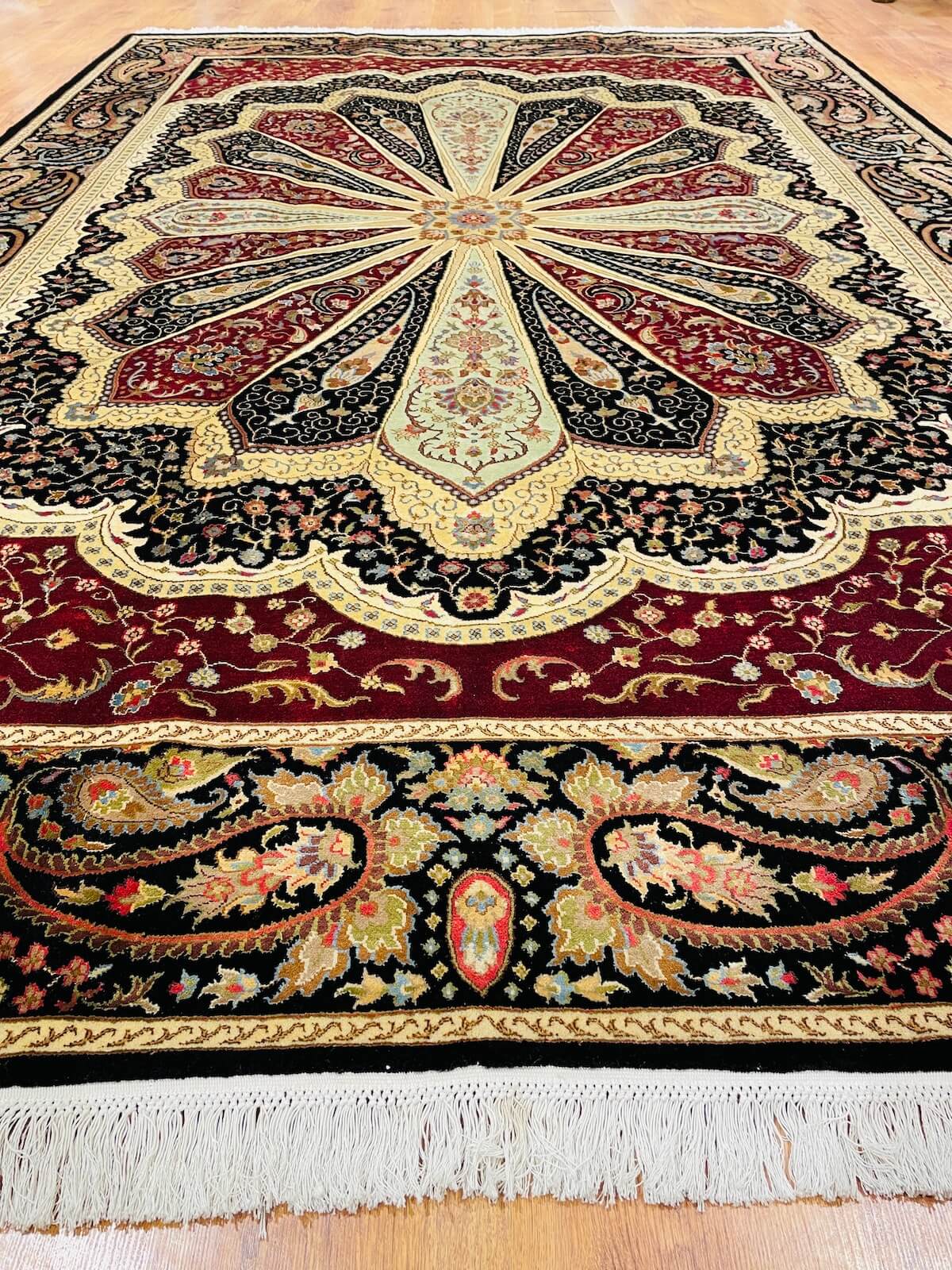 Hurrem Silk-Blend Usak Handwoven Rug – 062230 by Camel Carpet