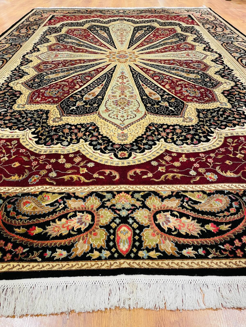 Hurrem Silk-Blend Usak Handwoven Rug – 062230 by Camel Carpet