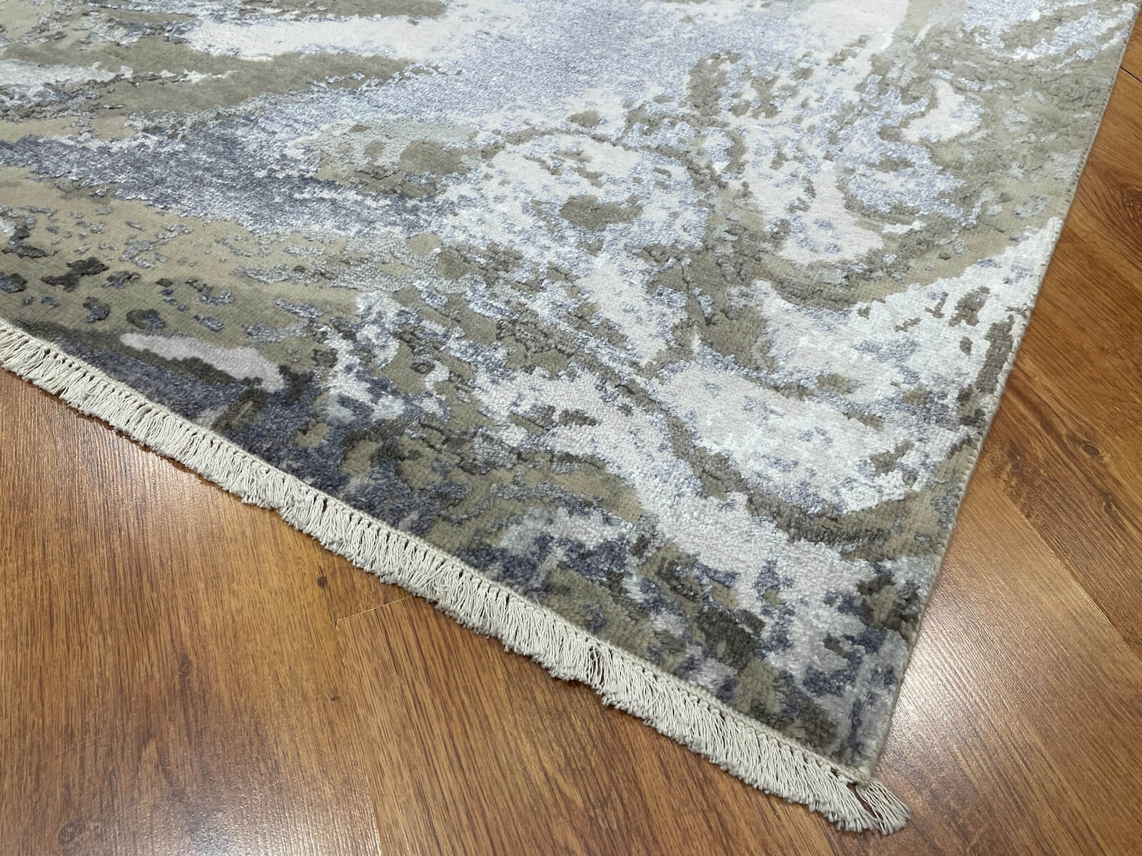 Illusion Bambu Handwoven Rug – 066512 by Camel Carpet