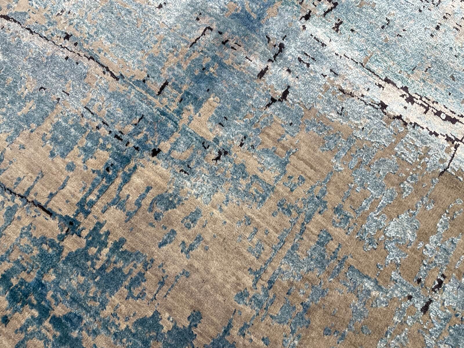 Illusion Bambu Handwoven Rug – 066518 by Camel Carpet