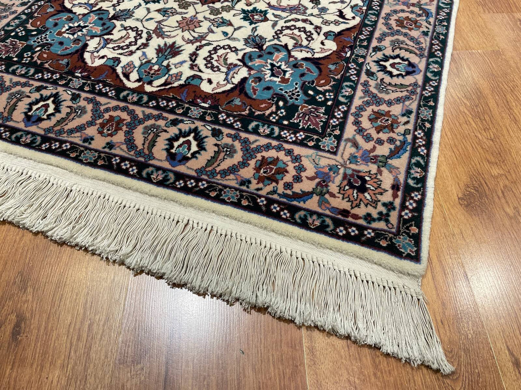 Iran Isfahan Handwoven Rug – 024419 by Camel Carpet