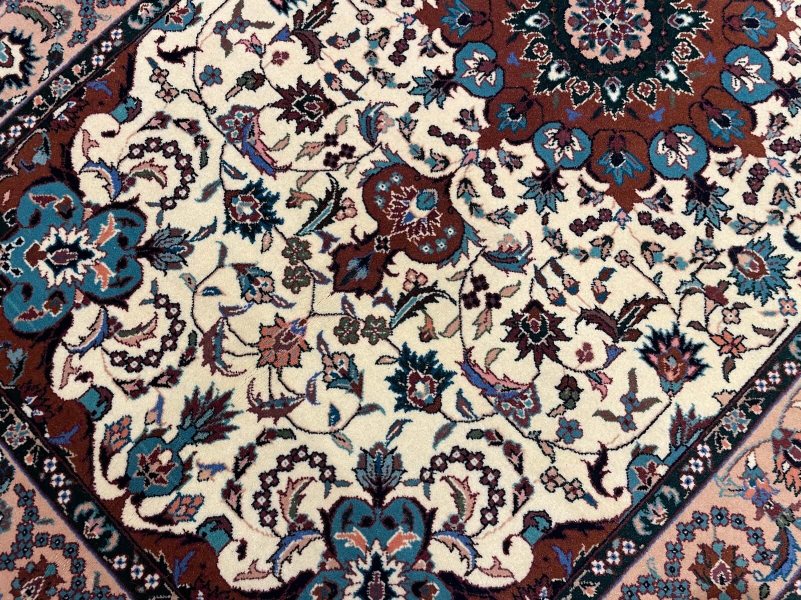 Iran Isfahan Handwoven Rug – 024419 by Camel Carpet