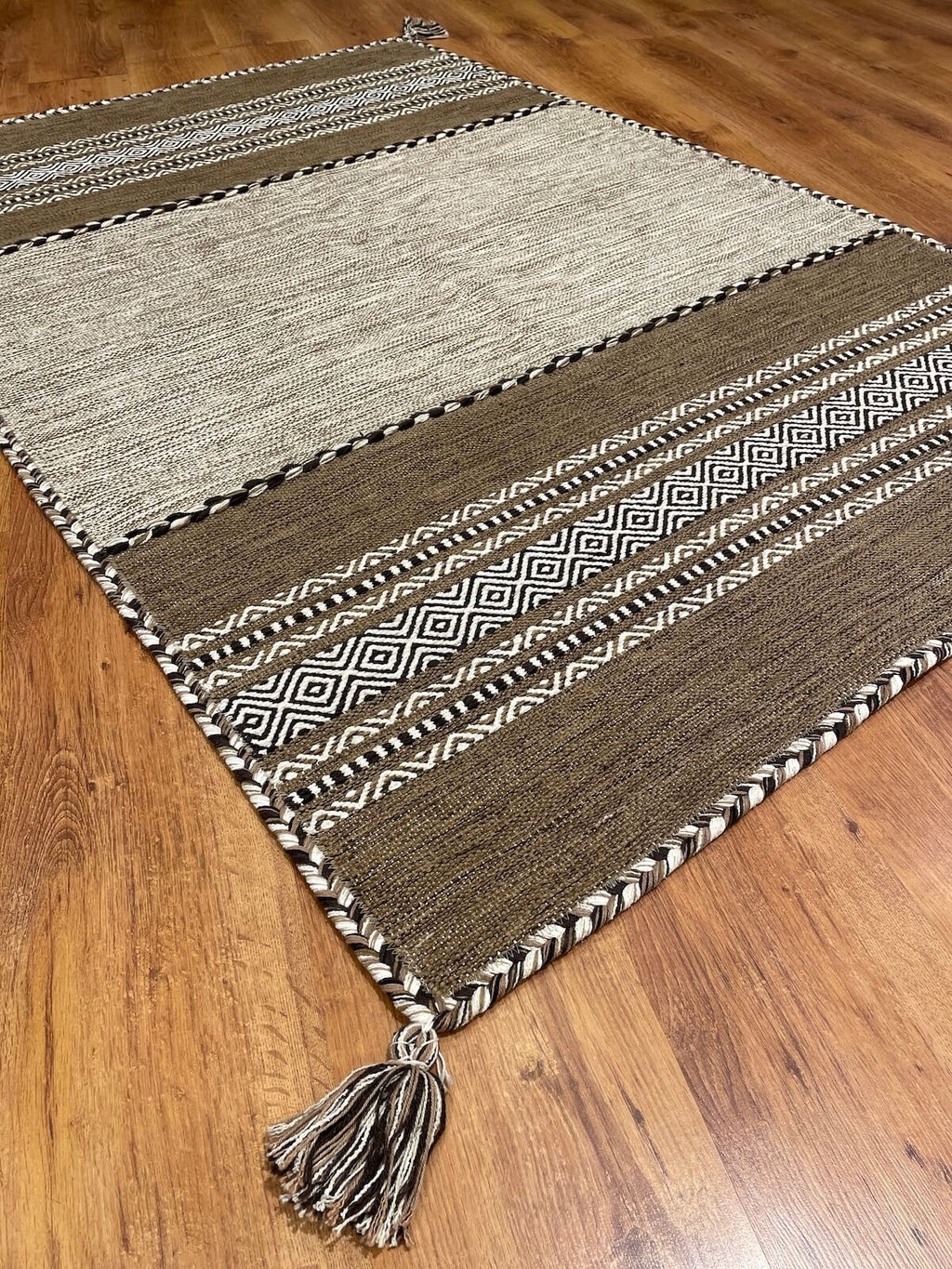 Iskandinav Kilim 01 Fildisi – 120X180 by Camel Carpet