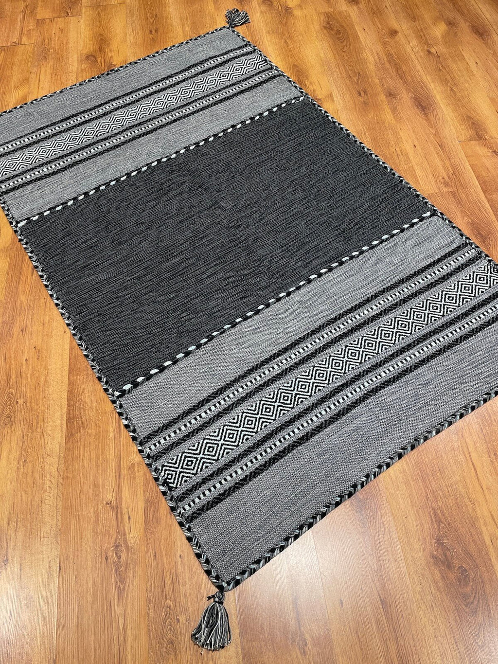 Iskandinav Kilim 01 Gray – 120X180 by Camel Carpet